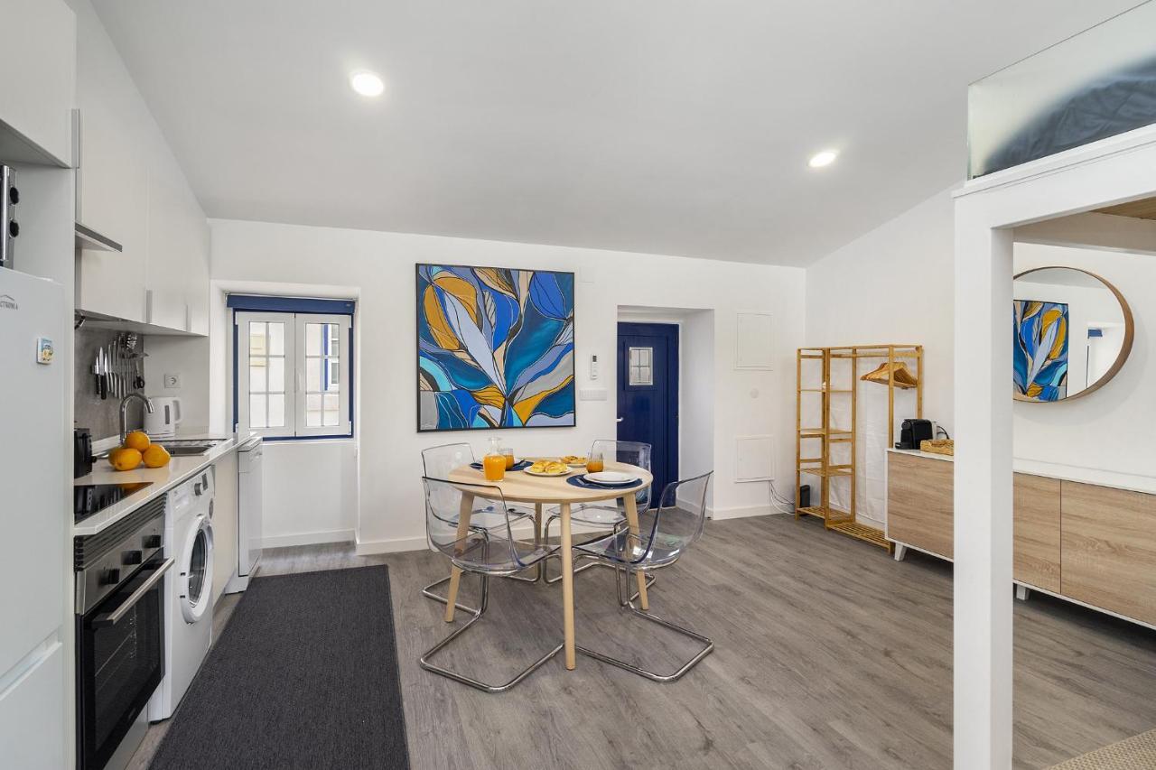 Whome Urban Escape: 1-Br W/Mezzanine Near Campo Ourique Lissabon Buitenkant foto